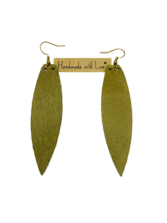 Earrings (Handcrafted)